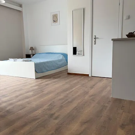 The Nook Spot Apartman
