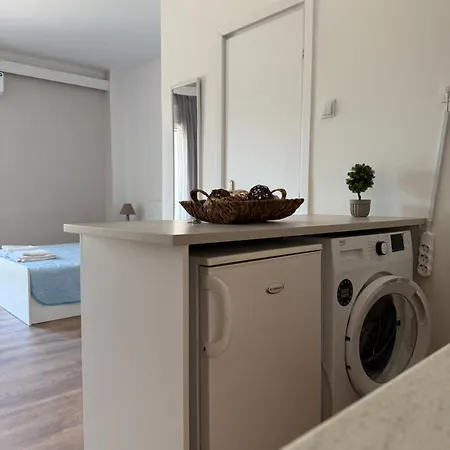The Nook Spot Apartman